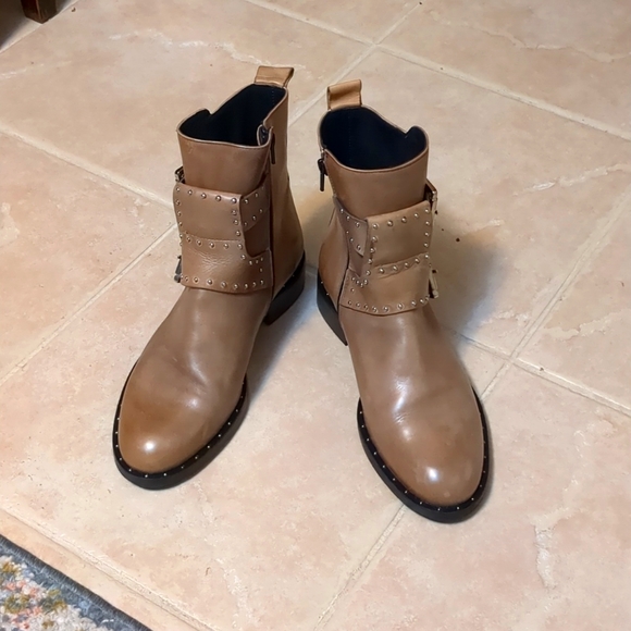 Charles David Studded Moto Ankle boots  made in Italy - Picture 1 of 6